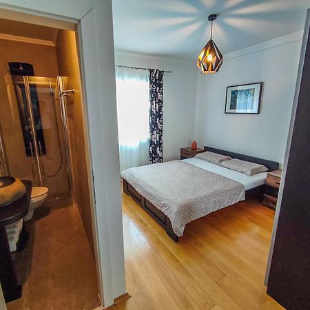 סטארה נובליה Apartments Amfora - Cozy And Modern Apartments For Up To 15 People, 100M From The Sea And Beach מראה חיצוני תמונה