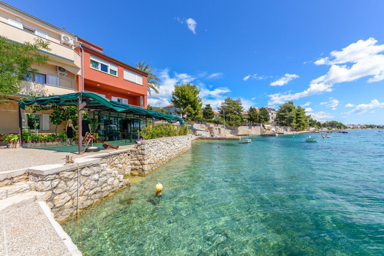 סטארה נובליה Apartments Amfora - Cozy And Modern Apartments For Up To 15 People, 100M From The Sea And Beach מראה חיצוני תמונה
